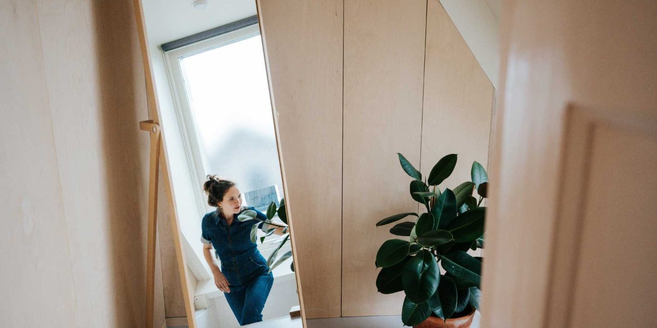 Zolderverbouwing: luxe slaapkamer met badkamer - door De Jonge Ontwerper Nieuwegein
